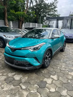 Toyota C-HR XLE FWD Sport Utility (2.0L 4cyl 2AM) 2018 Green