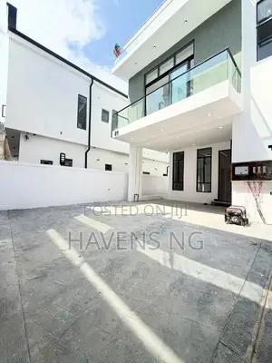 4bdrm Duplex in Ikota for sale