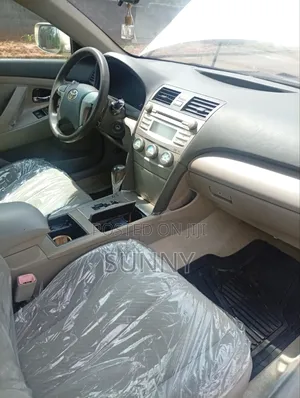 Toyota Camry 2.4 LE 2008 Gold