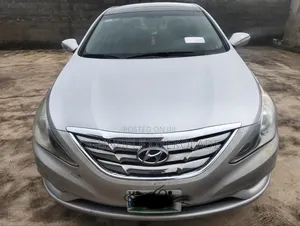 Hyundai Sonata 2012 Silver