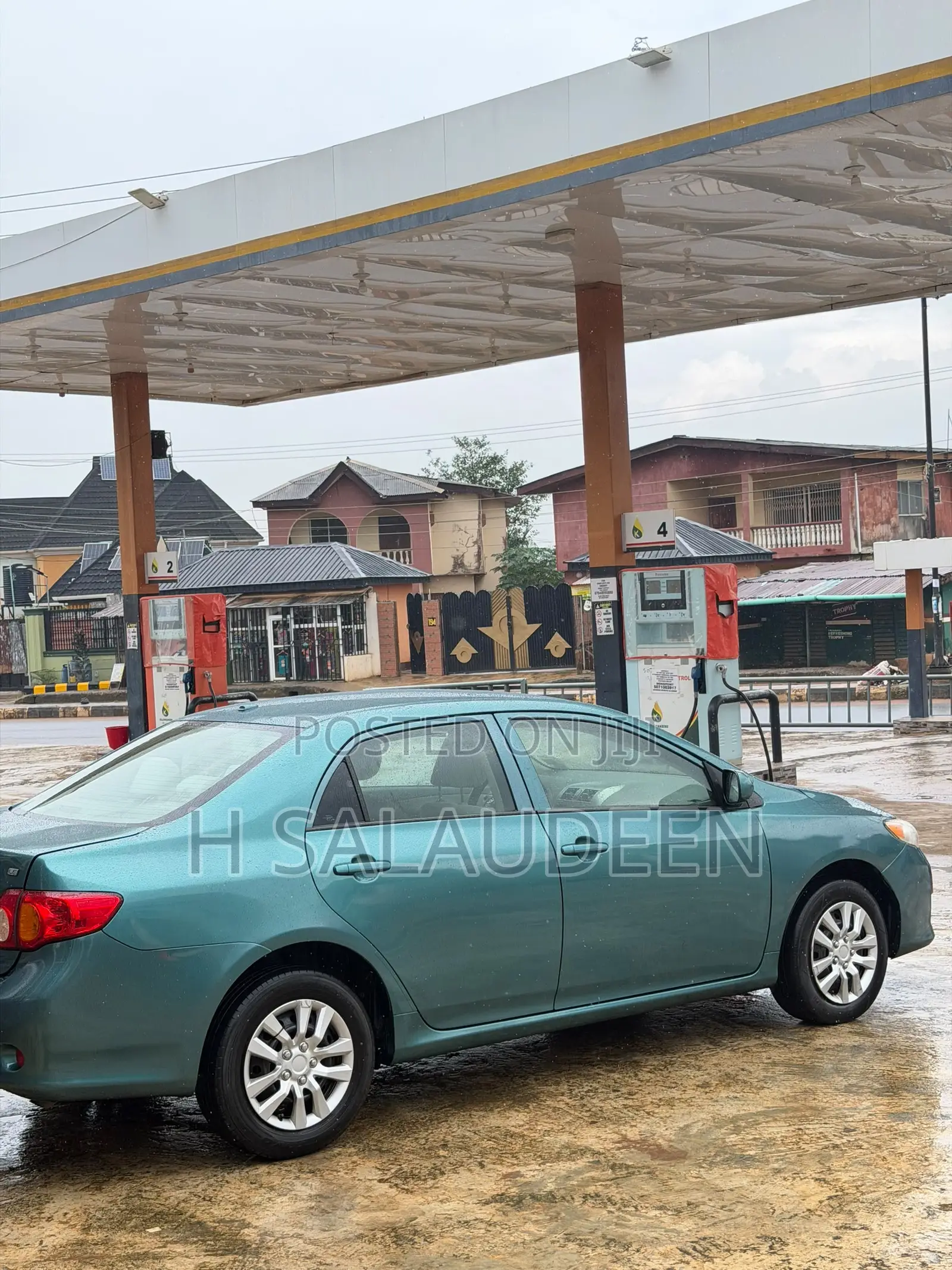 Toyota Corolla 2010 Green
