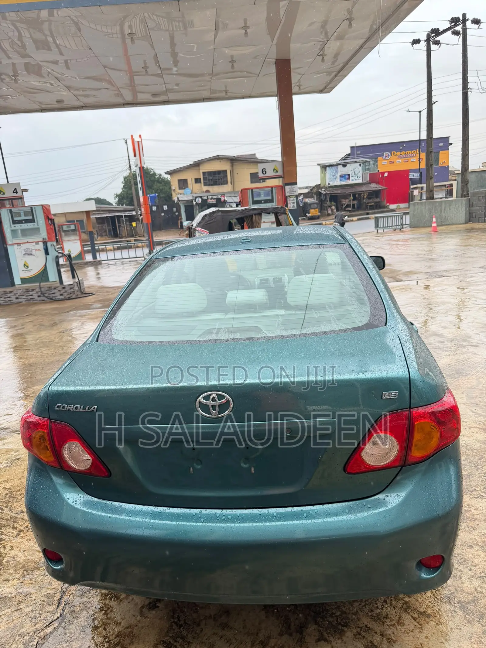 Toyota Corolla 2010 Green