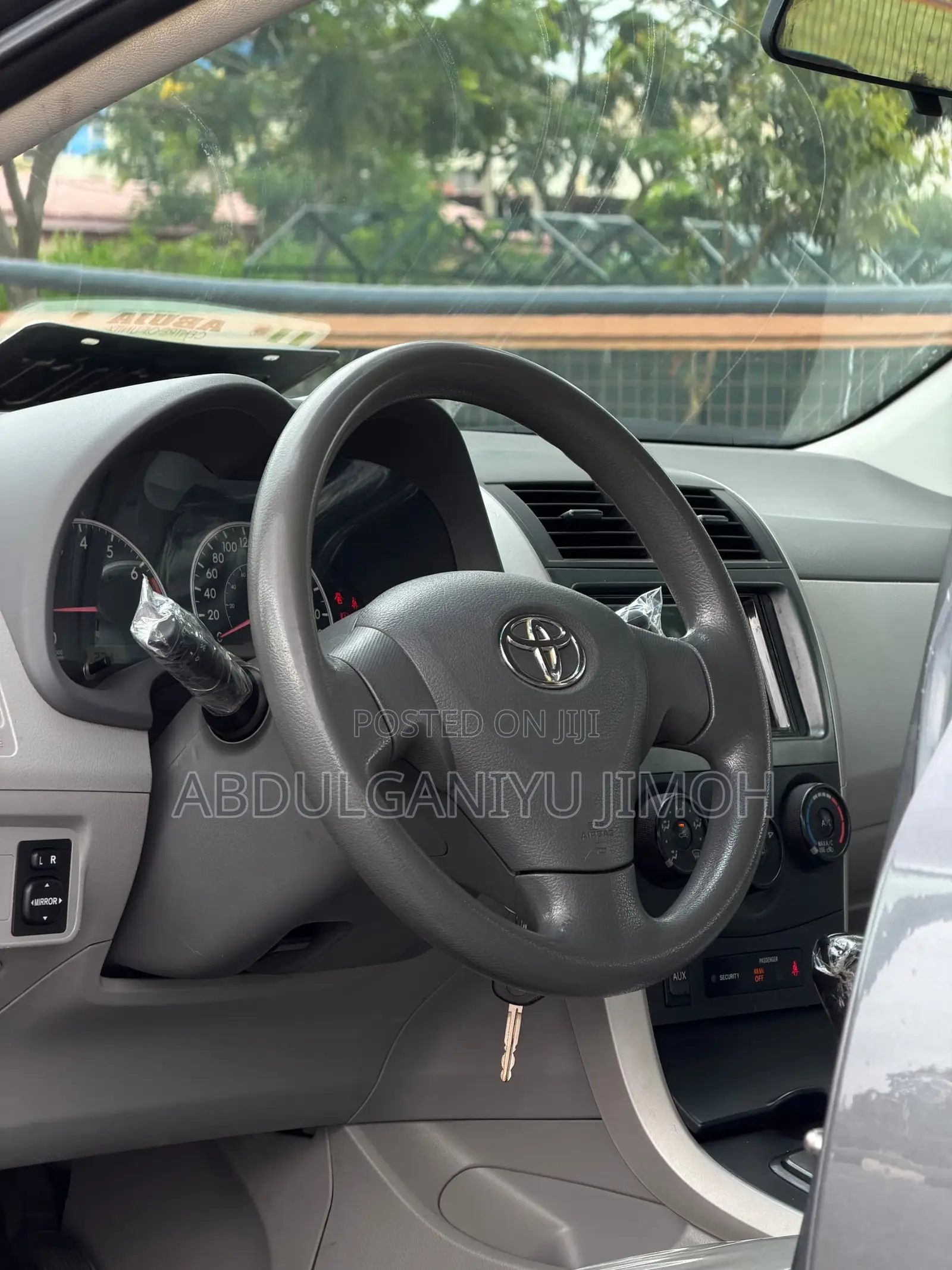 Toyota Corolla 2009 Gray