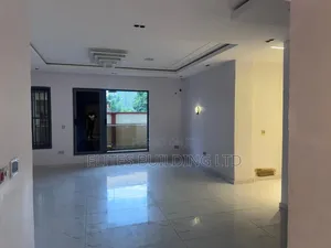 4bdrm Block of Flats in Gra Ikeja Lagos for rent