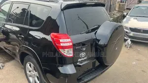 Toyota RAV4 2011 Black