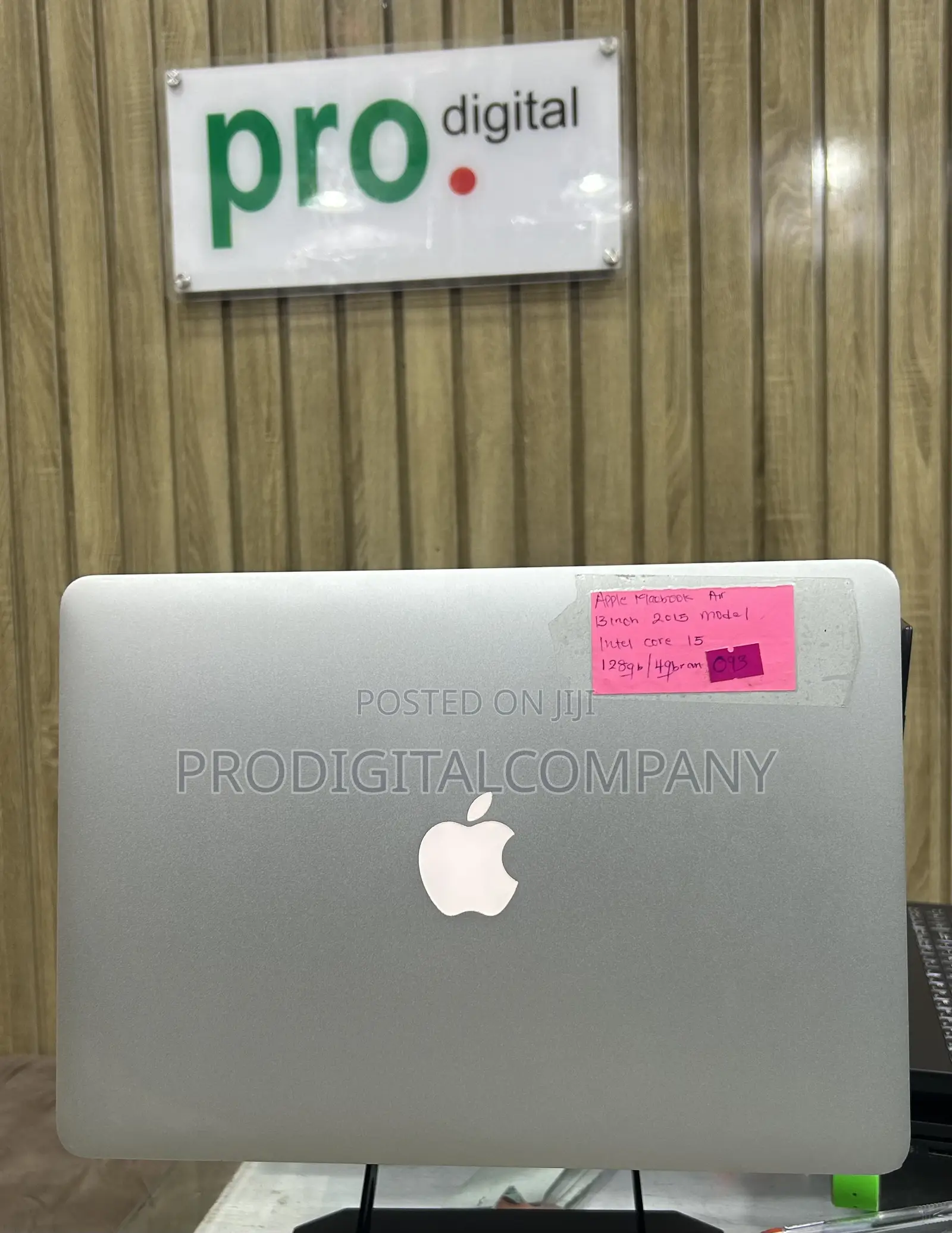 Laptop Apple MacBook Air 2015 4GB Intel Core i5 SSD 128GB