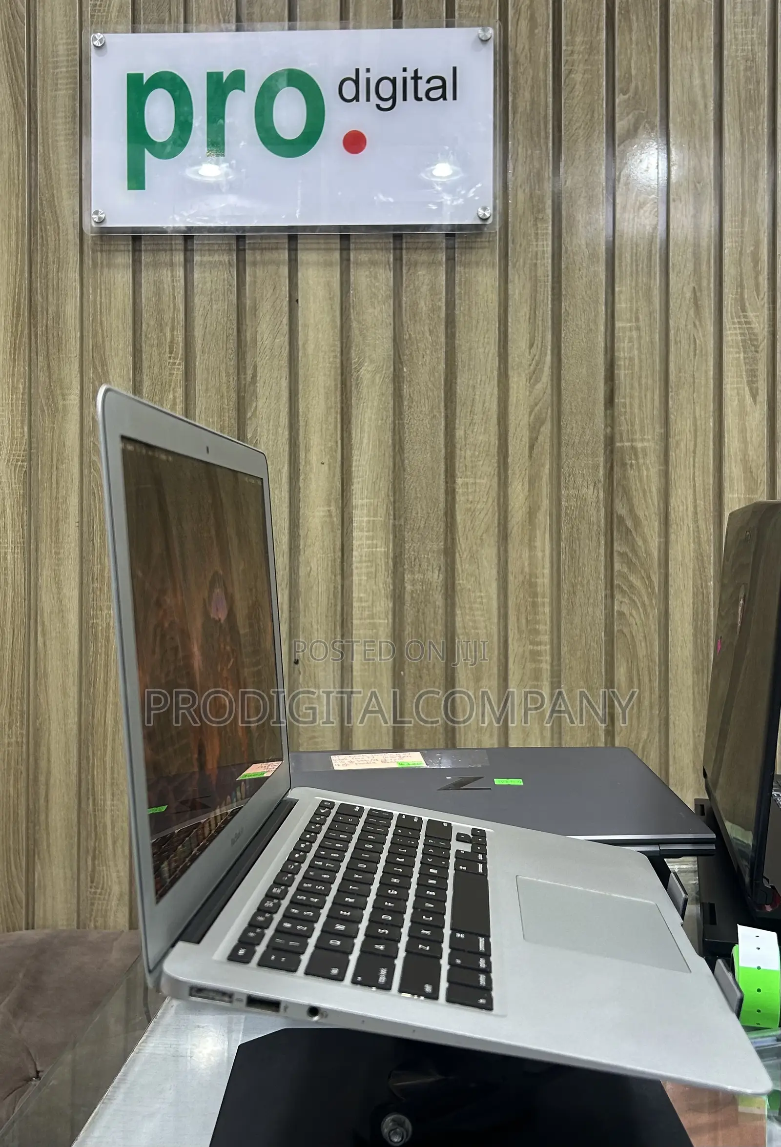 Laptop Apple MacBook Air 2015 4GB Intel Core i5 SSD 128GB
