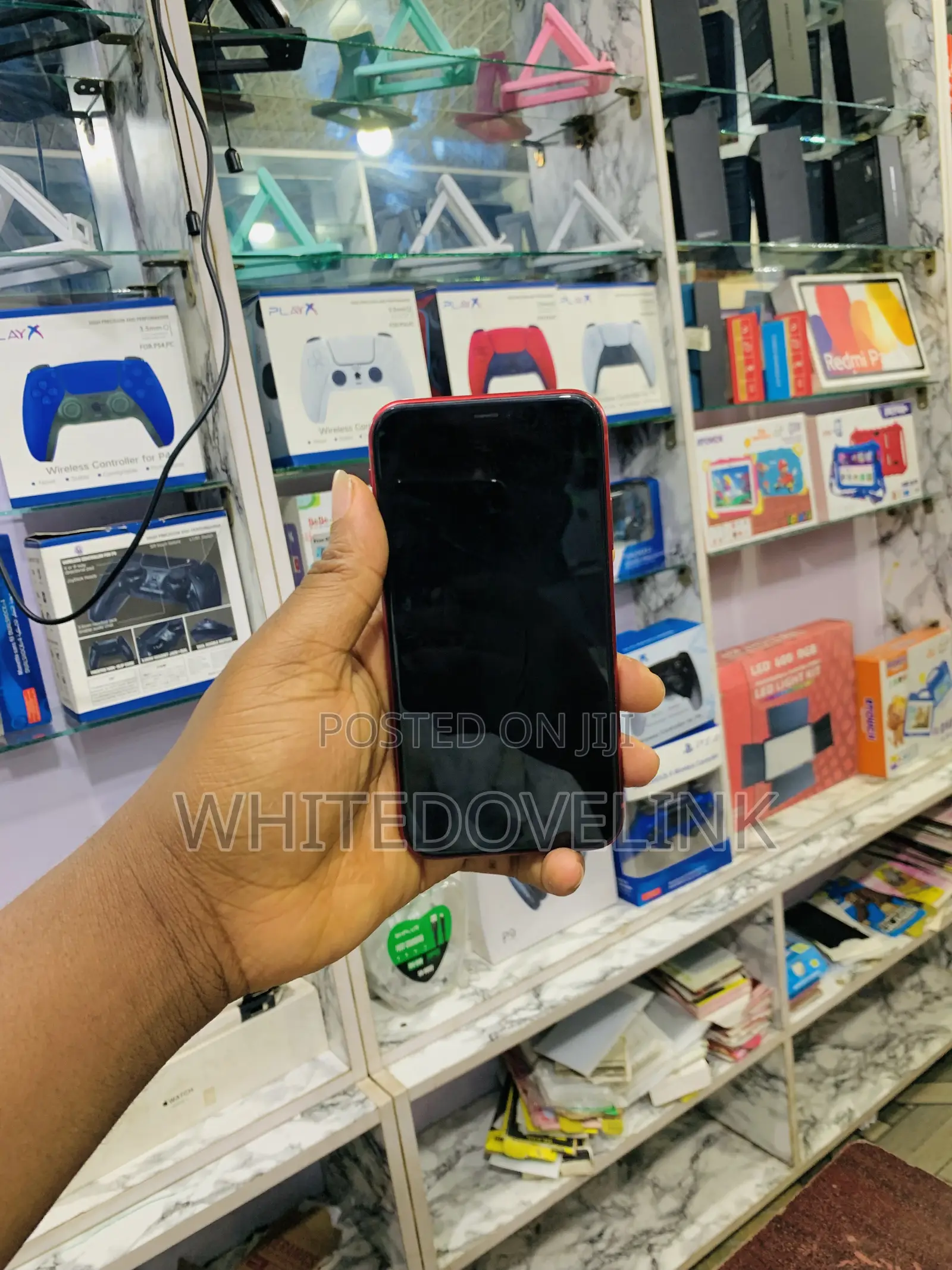 Apple iPhone 11 64 GB Red