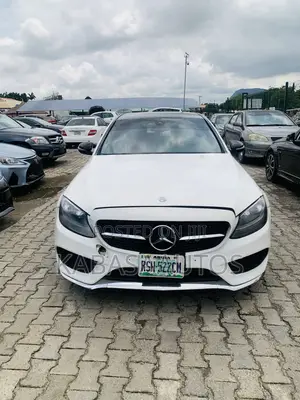 Mercedes-Benz C300 2016 White