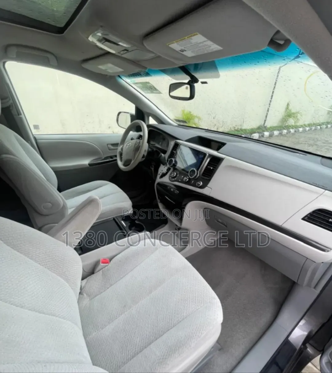 Toyota Sienna 2011 Gray