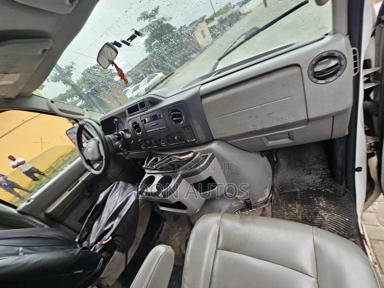 Ford E350 2009 White