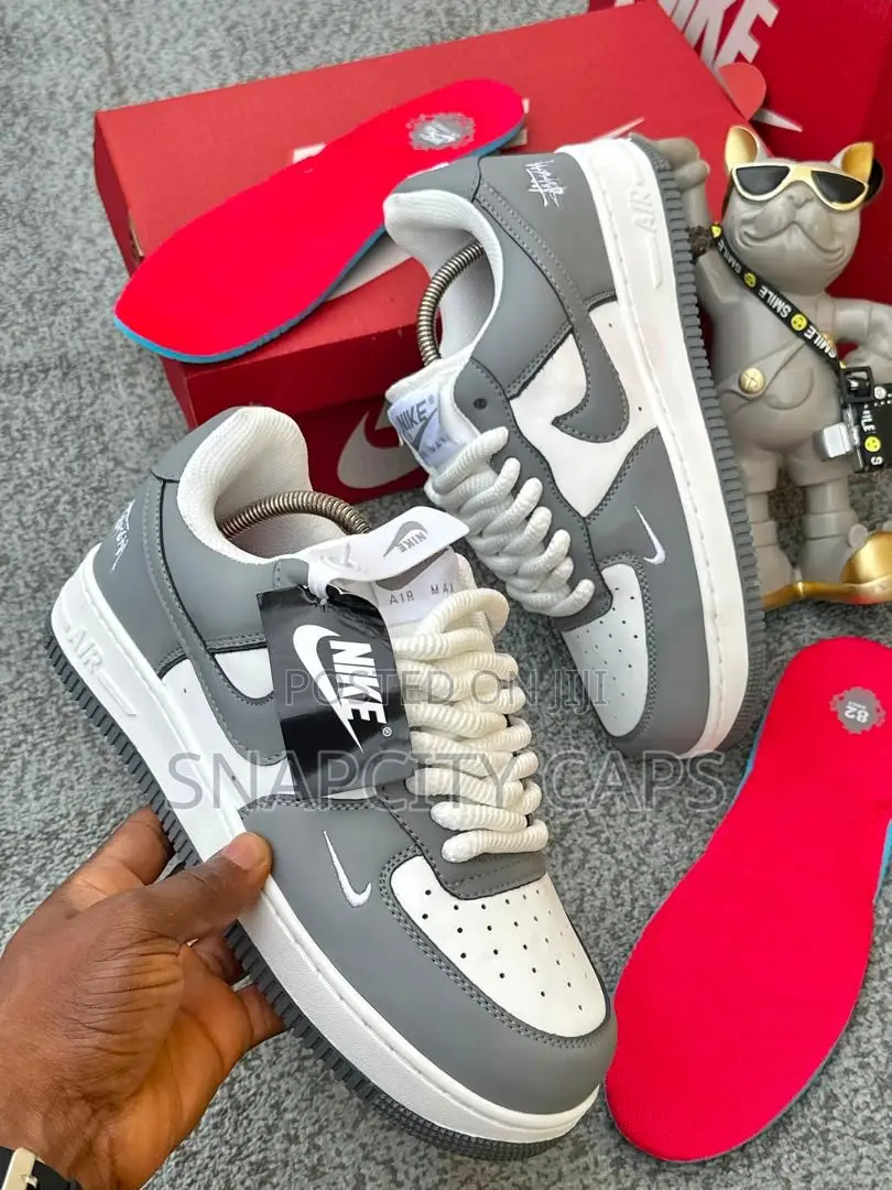 Nike Air Force 1