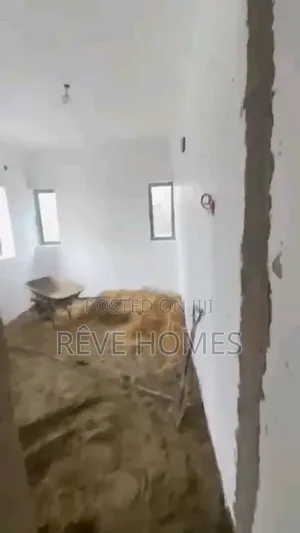 2bdrm Block of Flats in Phase 2 for rent