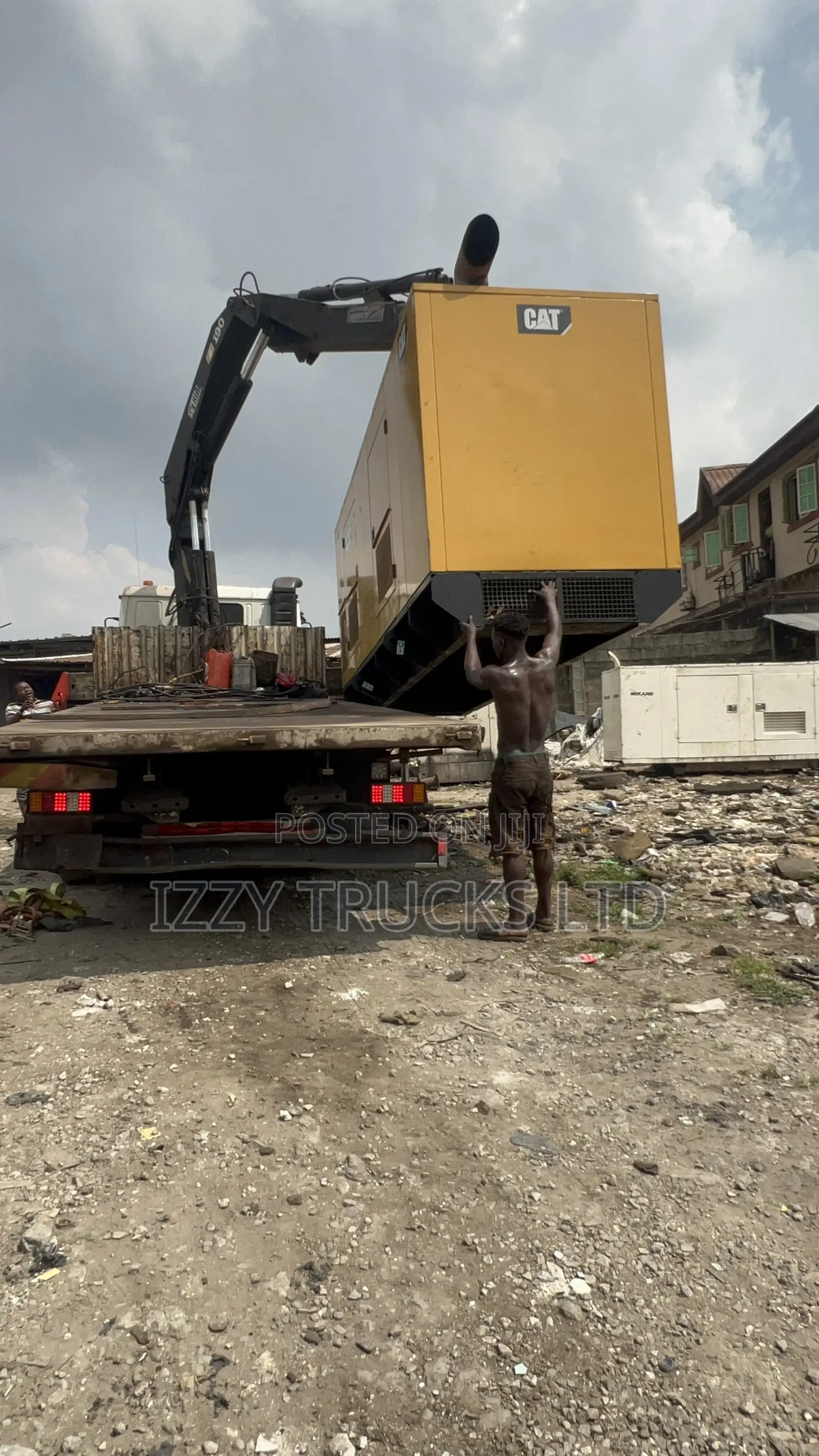 Heavy Lifting Made Easy With Izzy Trucks