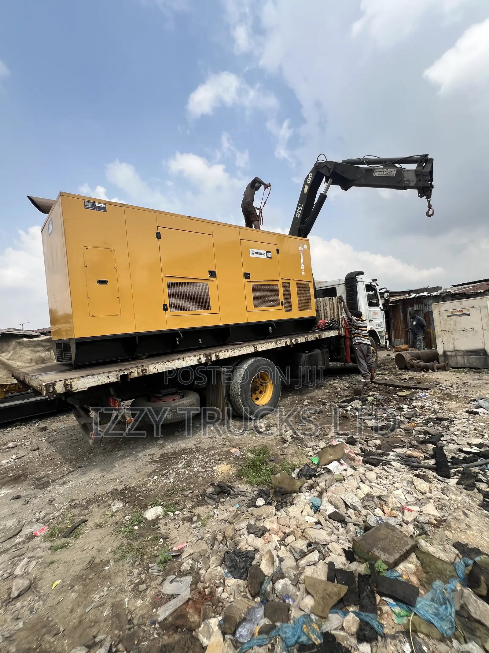 Heavy Lifting Made Easy With Izzy Trucks