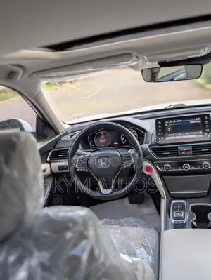 Honda Accord 2018 White