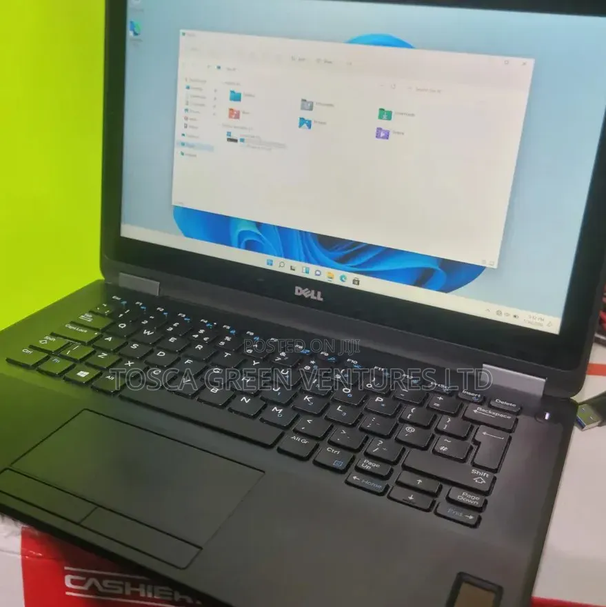 Laptop Dell Latitude 12 E7270 8GB Intel Core i5 SSD 256GB