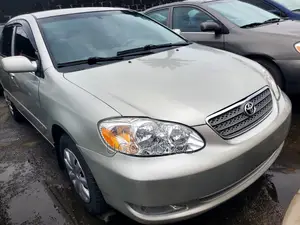 Toyota Corolla LE 2004 Silver