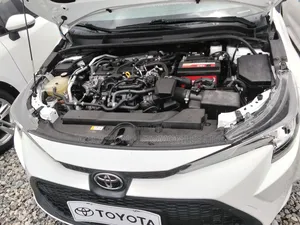 Toyota Corolla 2023 Off white