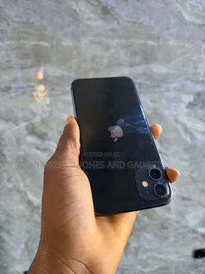 Apple iPhone 11 64 GB Black
