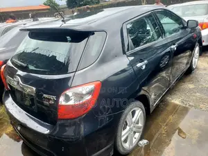 Toyota Matrix S Hatchback AWD (2.4L 4cyl 4A) 2010 Black