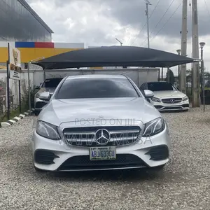Mercedes-Benz C300 2017 Silver
