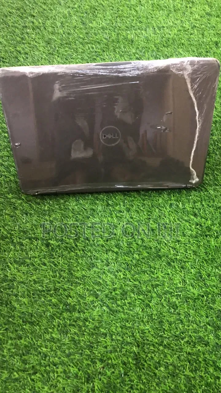 Laptop Dell Latitude 3190 4GB Intel Pentium SSD 256GB