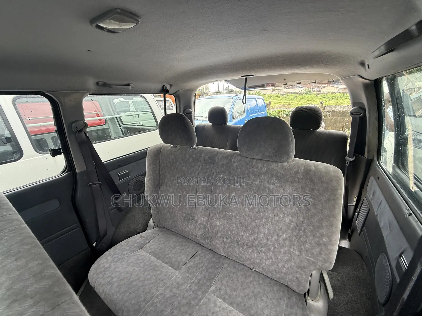 Toyota HiAce 2014 Blue