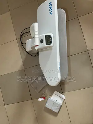 Jukh 32" Digital Fabric Steam Press