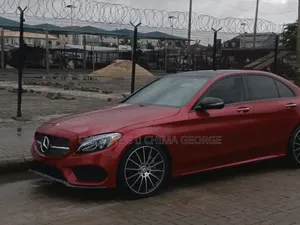 Mercedes-Benz C300 2016 Red