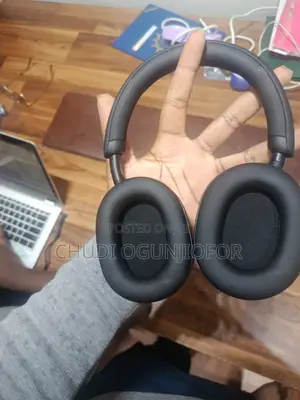 Sony Wh-1000xm5