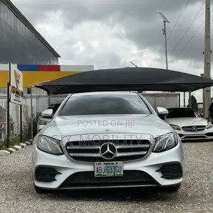 Mercedes-Benz E300 2017 Silver