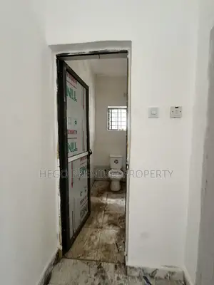4bdrm Duplex in New Road By Ada, Obio-Akpor for rent