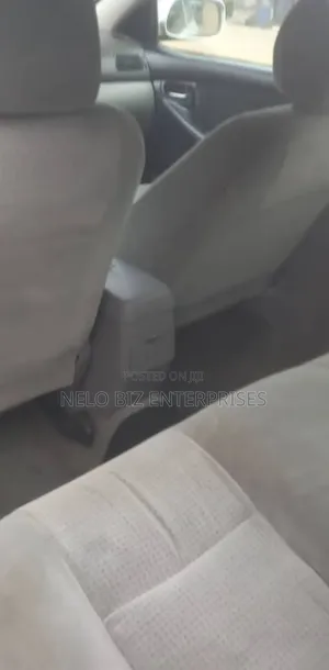 Toyota Corolla 2007 White