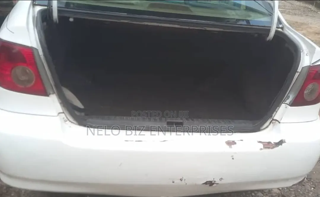 Toyota Corolla 2007 White