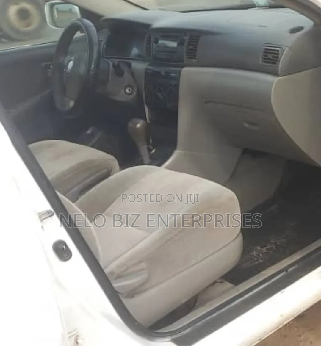 Toyota Corolla 2007 White