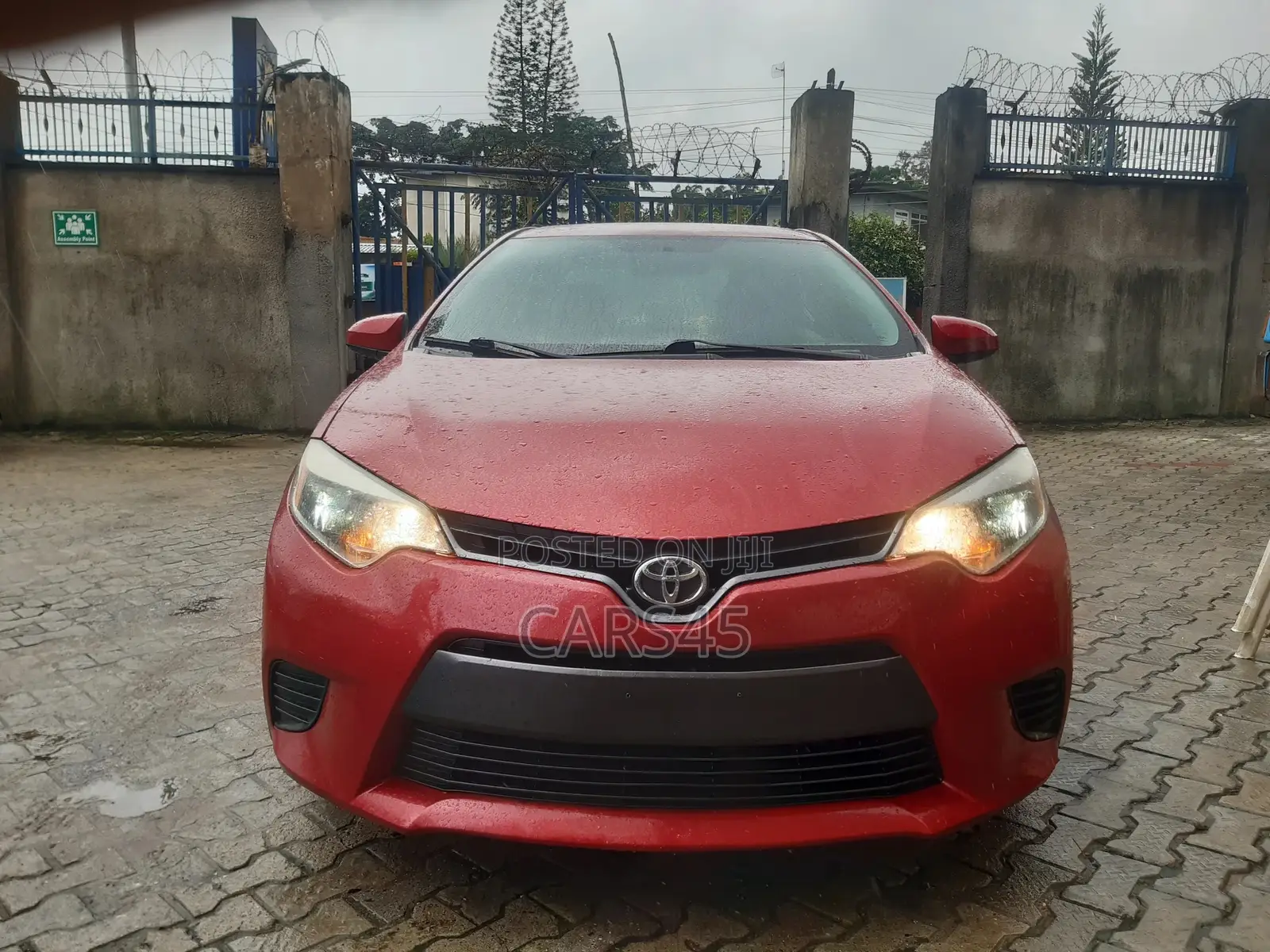 Toyota Corolla 2016 Red