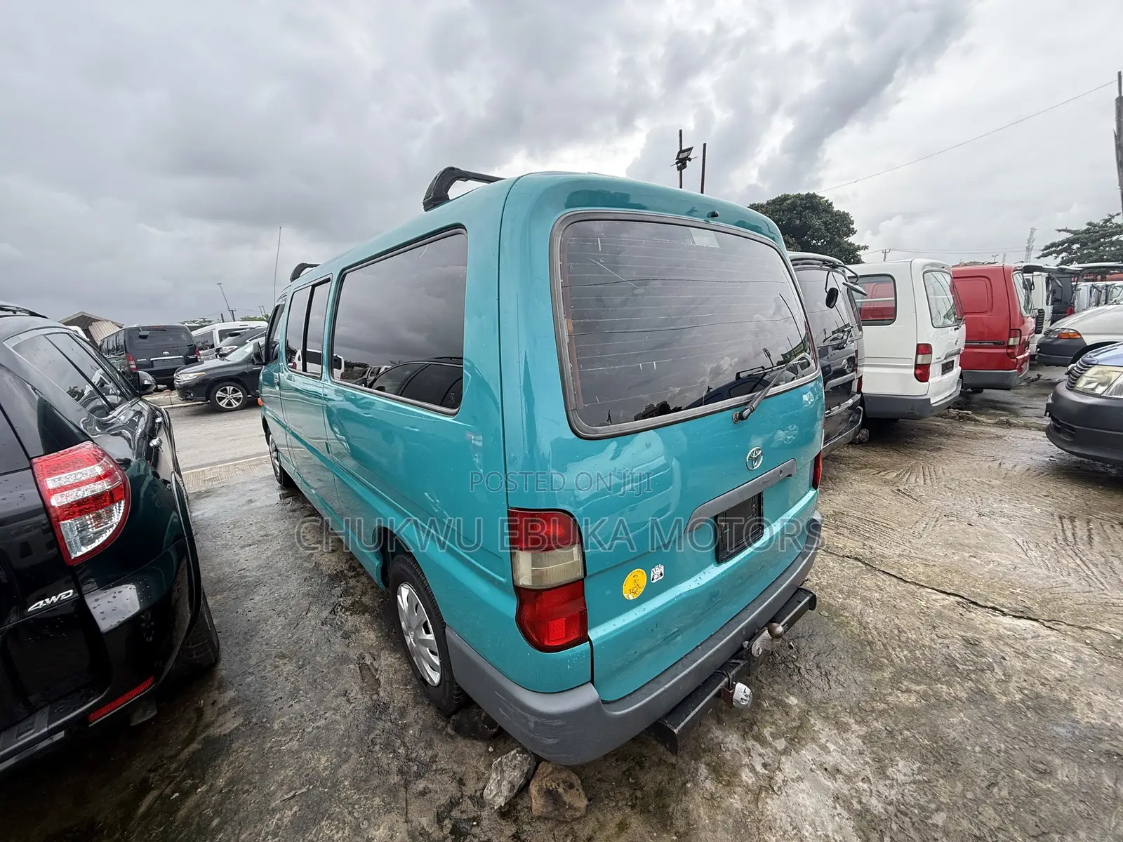 Toyota HiAce 2004 Green
