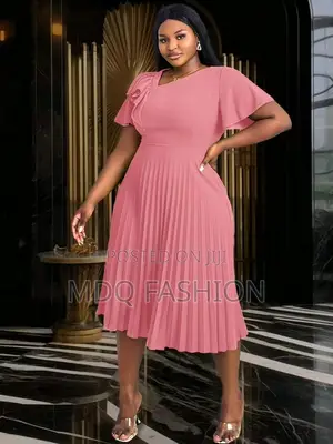 Elegant Pleated Ruffle-Sleeve Midi Dress