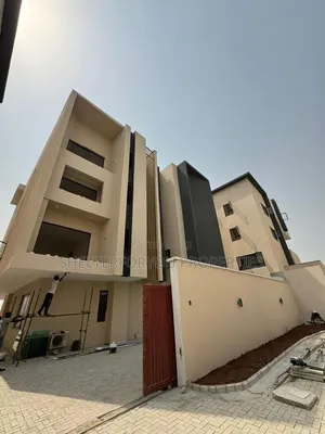 6bdrm House in Banana Island for sale