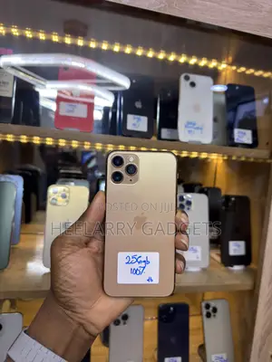 Apple iPhone 11 Pro 256 GB Gold