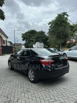Toyota Corolla LE Eco (1.8L 4cyl 2A) 2018 Black