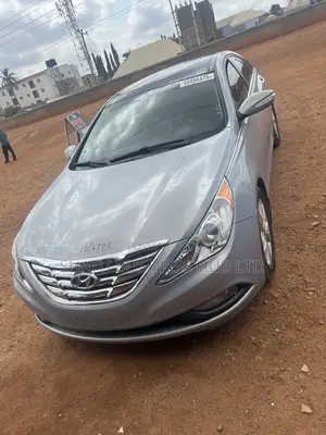 Hyundai Sonata 2013 Blue