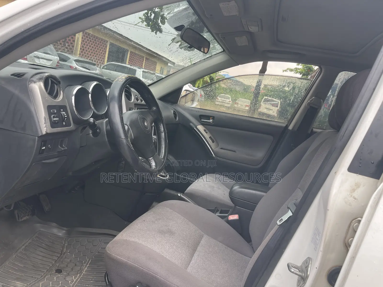 Toyota Matrix 2004 White
