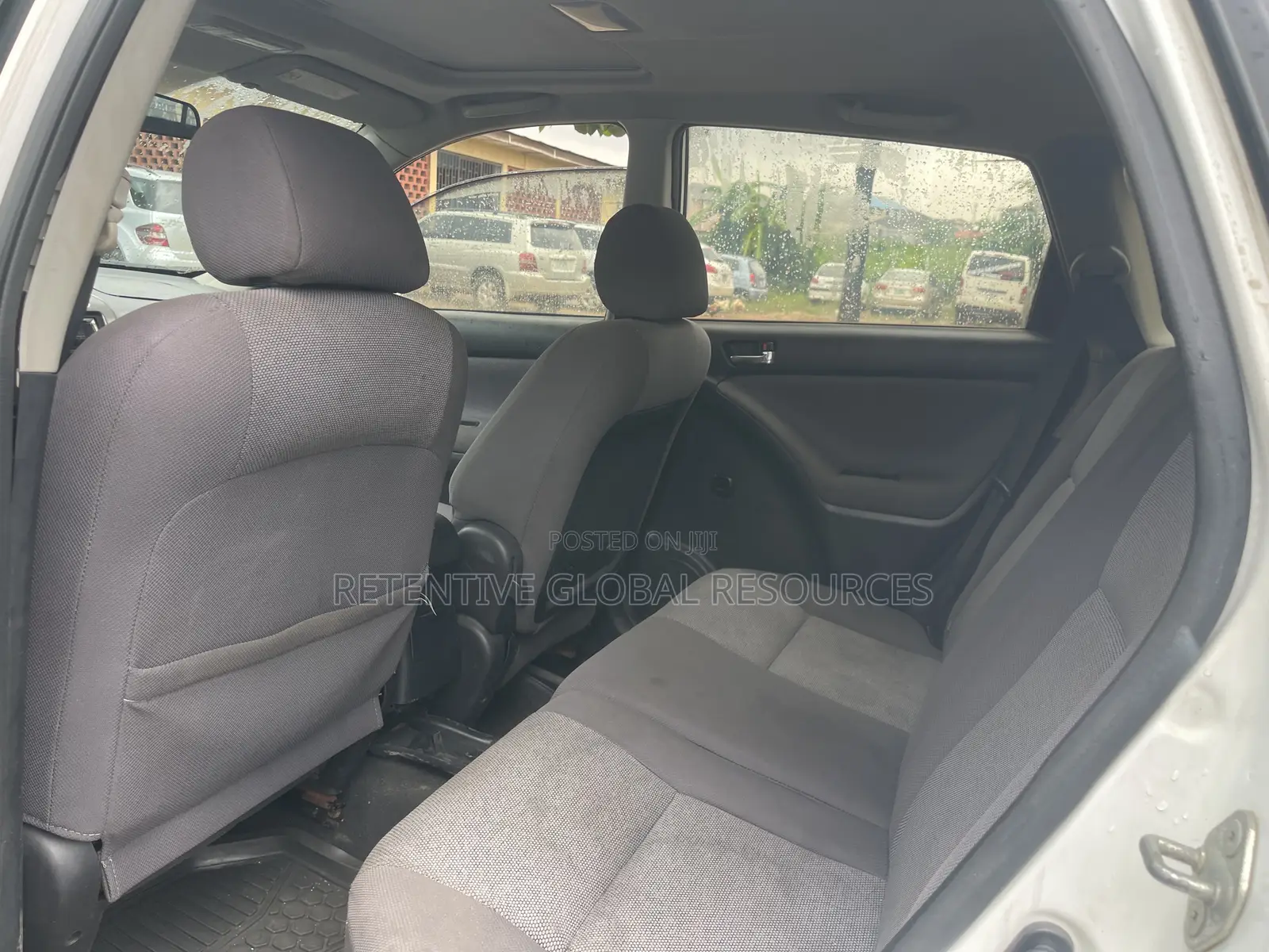 Toyota Matrix 2004 White