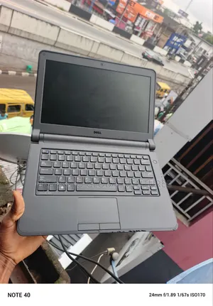 Laptop Dell Latitude 3340 8GB Intel Core i3 SSD 128GB