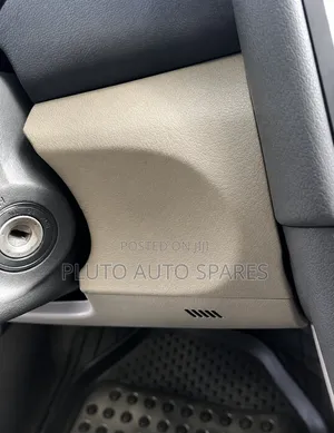 Follow Come Keyless Entry/Thumbstart Camry 2010