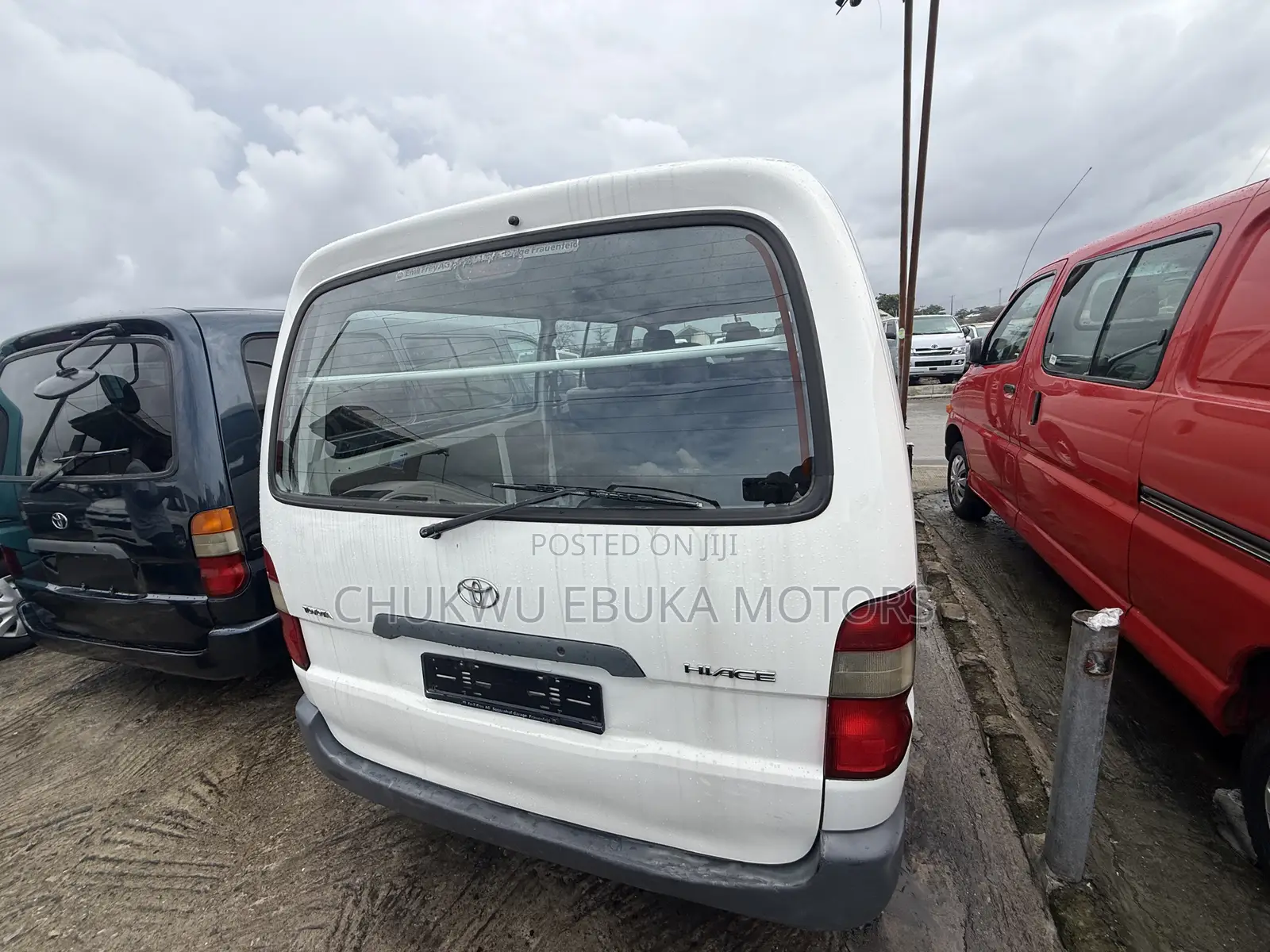 Toyota HiAce 2006 White