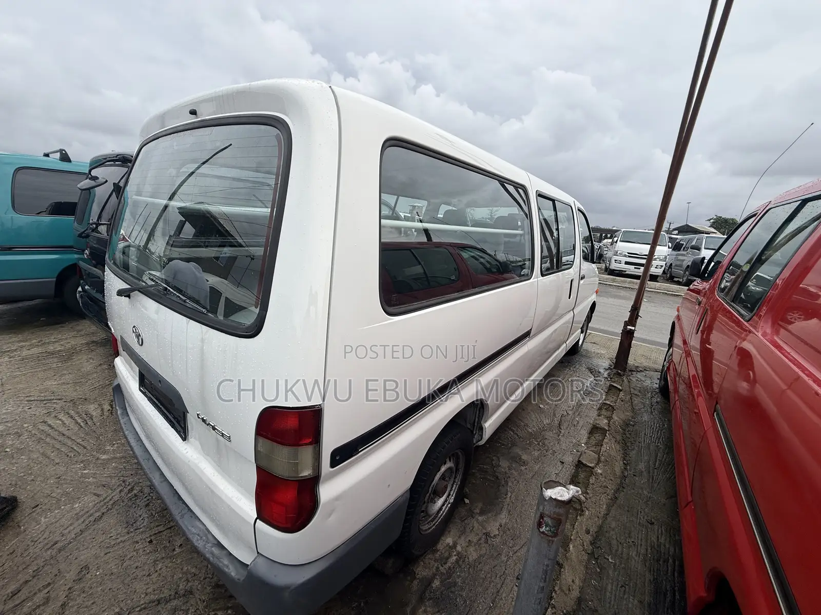Toyota HiAce 2006 White