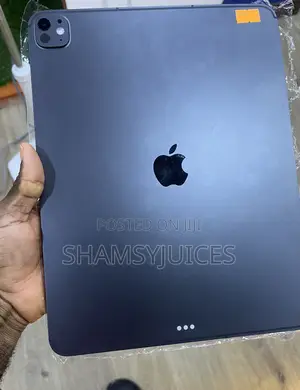 Apple iPad Pro 13 (2025) 2 TB Black